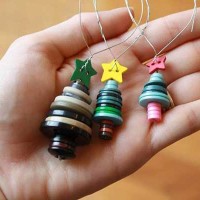 Upcycled Christmas Tree Ornaments