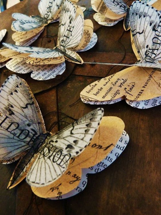 10 Awesome Ways to Upcycle Old Books